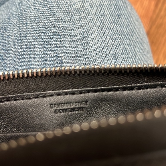 Givenchy wallet - Picture 10 of 11